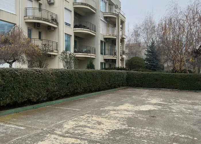 Modern & Spatios - La 2 Minute De Mare Apartmán Năvodari